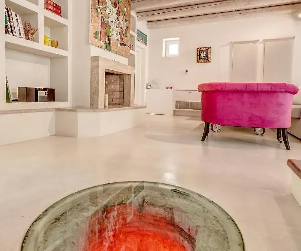 Corfu House Of Art - בית נופש *