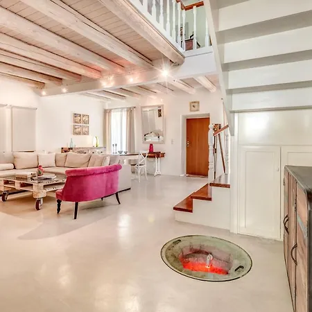 Corfu House Of Art - *